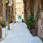 10 La Ruelle Valletta