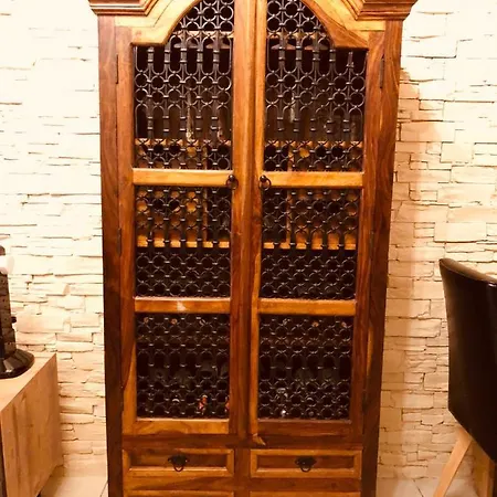 10 La Ruelle Apartman *