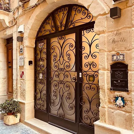 Apartman 10 La Ruelle *