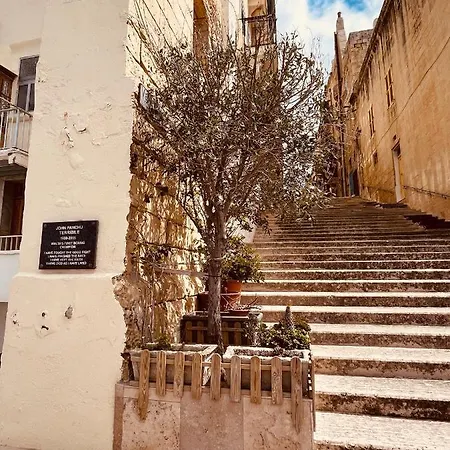 Apartment 10 La Ruelle *
