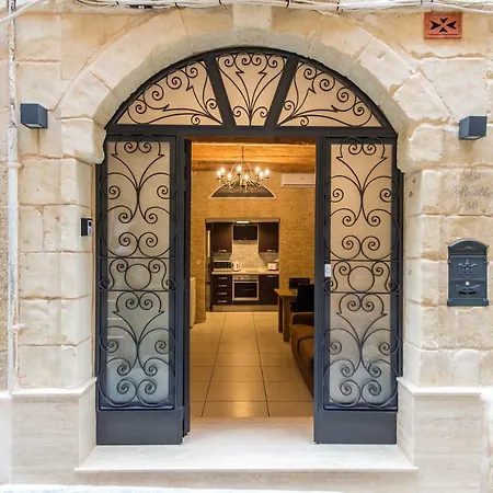 10 La Ruelle Apartment Valletta