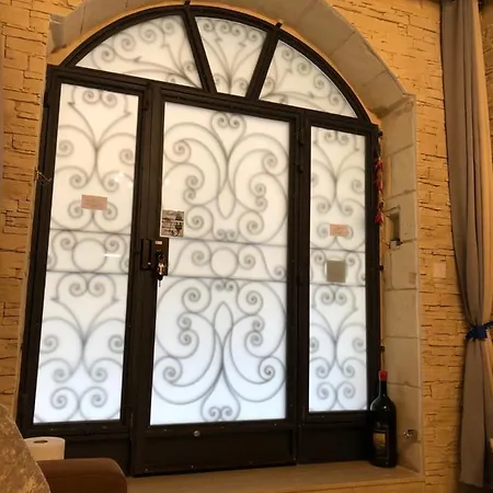 10 La Ruelle شقة فاليتا