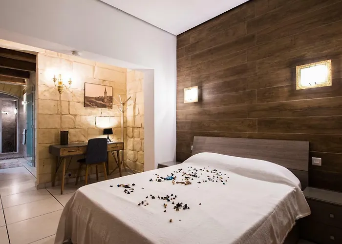 10 La Ruelle アパート バレッタ